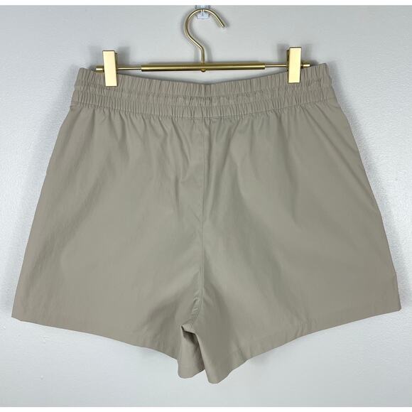 Athleta Cascade Poplin Cargo Short Oak Small Outdoors Hiking Athletic Camping - Picture 10 of 13